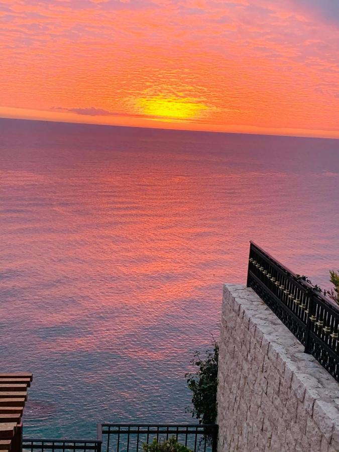 Le Petit Bonheur Lägenhet Ulcinj Exteriör bild